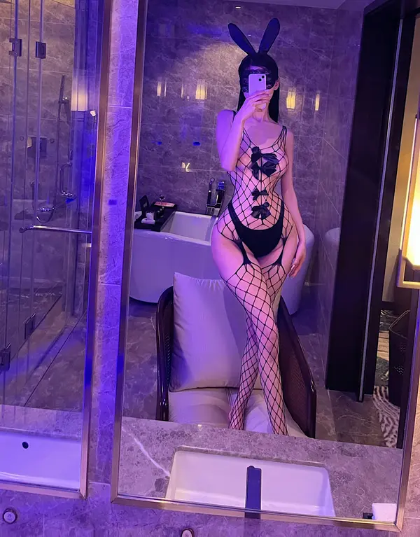 微密圈系列 性感蝴蝶 - 脸红Dearie